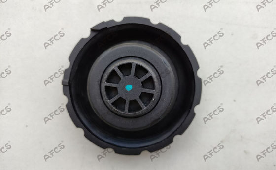 W204 Auto Engine Radiator Cap Coolant Water Expansion Tank For Benz 2105010615