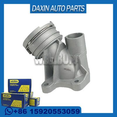 OEM A2762000256 2762000256 ข้อต่อทางเข้าหม้อน้ำสำหรับ BENZ C-CLASS (W205)